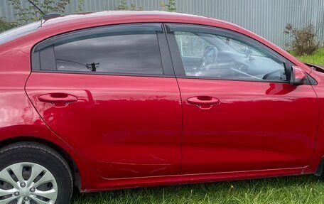 KIA Rio IV, 2018 год, 1 500 000 рублей, 3 фотография