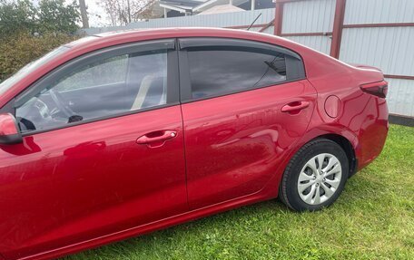 KIA Rio IV, 2018 год, 1 500 000 рублей, 4 фотография