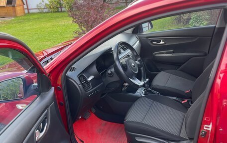 KIA Rio IV, 2018 год, 1 500 000 рублей, 5 фотография