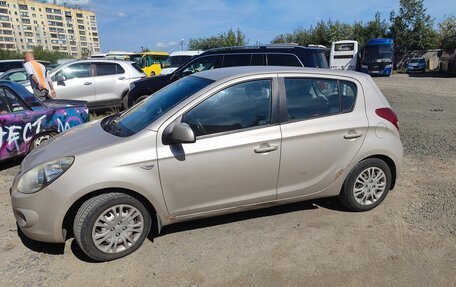 Hyundai i20 IB рестайлинг, 2010 год, 700 000 рублей, 4 фотография
