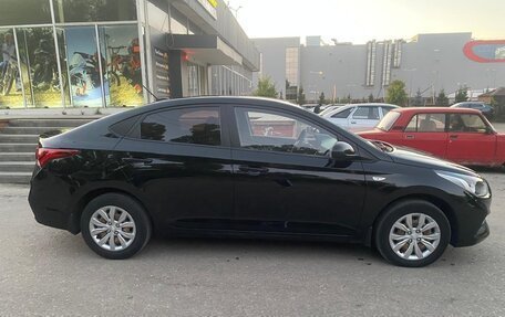 Hyundai Solaris II рестайлинг, 2018 год, 1 190 000 рублей, 2 фотография