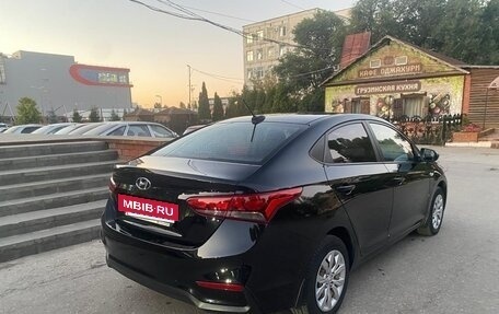 Hyundai Solaris II рестайлинг, 2018 год, 1 190 000 рублей, 3 фотография