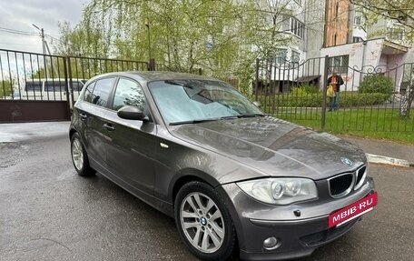 BMW 1 серия, 2005 год, 670 000 рублей, 3 фотография