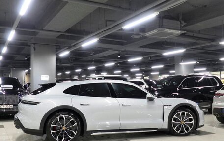 Porsche Taycan I, 2023 год, 13 230 000 рублей, 2 фотография