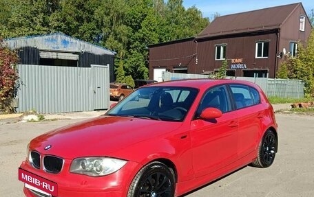BMW 1 серия, 2007 год, 1 000 000 рублей, 2 фотография