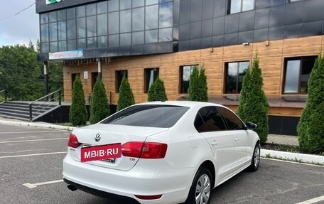 Volkswagen Jetta VI, 2013 год, 850 000 рублей, 4 фотография
