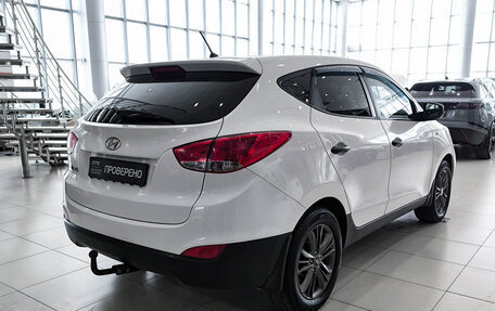 Hyundai ix35 I рестайлинг, 2014 год, 1 050 000 рублей, 6 фотография
