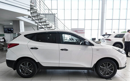 Hyundai ix35 I рестайлинг, 2014 год, 1 050 000 рублей, 5 фотография