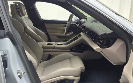 Porsche Taycan I, 2023 год, 11 440 000 рублей, 6 фотография