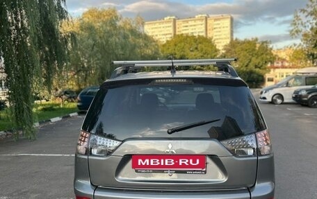 Mitsubishi Outlander III рестайлинг 3, 2008 год, 980 000 рублей, 2 фотография