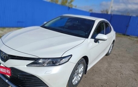 Toyota Camry, 2020 год, 3 750 000 рублей, 3 фотография