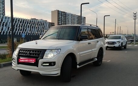 Mitsubishi Pajero IV, 2019 год, 4 280 000 рублей, 2 фотография