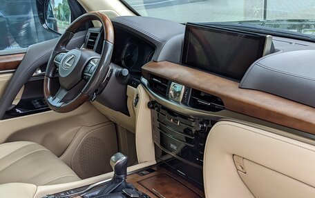 Lexus LX III, 2018 год, 6 900 000 рублей, 11 фотография