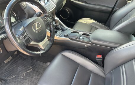 Lexus NX I, 2016 год, 2 350 000 рублей, 9 фотография