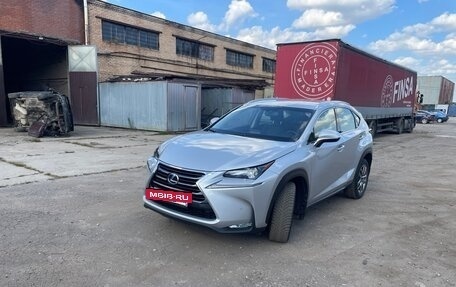 Lexus NX I, 2016 год, 2 350 000 рублей, 6 фотография
