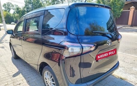Toyota Sienta II, 2017 год, 1 420 000 рублей, 3 фотография