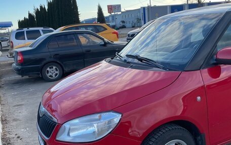 Skoda Fabia II, 2010 год, 400 000 рублей, 4 фотография