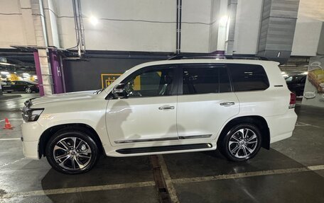 Toyota Land Cruiser 200, 2019 год, 10 500 000 рублей, 2 фотография