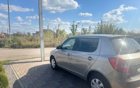 Skoda Fabia II, 2012 год, 409 000 рублей, 3 фотография