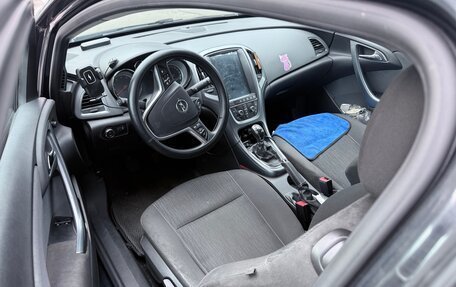 Opel Astra J, 2012 год, 1 050 000 рублей, 4 фотография