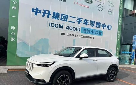 Honda Vezel, 2023 год, 1 989 000 рублей, 2 фотография