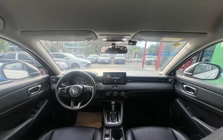 Honda Vezel, 2023 год, 1 989 000 рублей, 7 фотография