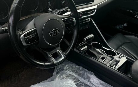 KIA K5, 2021 год, 2 500 000 рублей, 15 фотография
