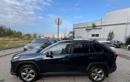 Toyota RAV4, 2020 год, 3 000 000 рублей, 5 фотография