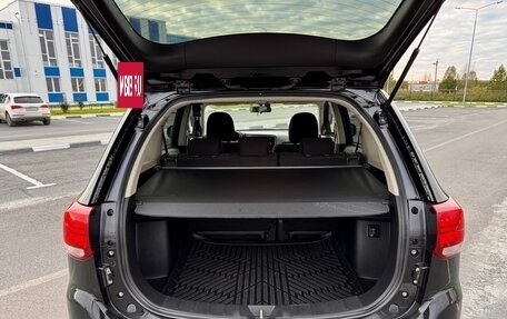 Mitsubishi Outlander III рестайлинг 3, 2017 год, 1 599 000 рублей, 20 фотография