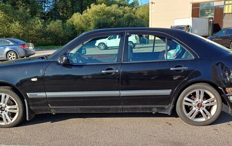 Mercedes-Benz E-Класс, 1998 год, 700 000 рублей, 12 фотография