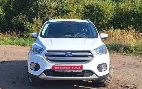 Ford Kuga III, 2016 год, 1 550 000 рублей, 2 фотография