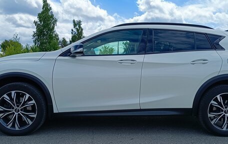 Infiniti QX30, 2017 год, 2 540 000 рублей, 3 фотография