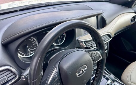 Infiniti QX30, 2017 год, 2 540 000 рублей, 12 фотография