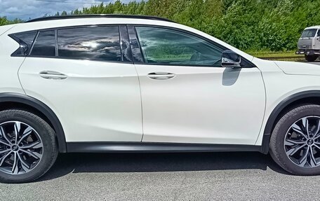 Infiniti QX30, 2017 год, 2 540 000 рублей, 7 фотография