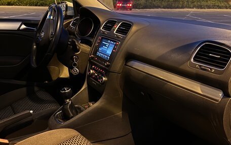Volkswagen Golf VI, 2010 год, 500 000 рублей, 12 фотография