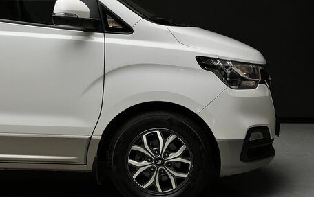 Hyundai H-1 II рестайлинг, 2020 год, 3 650 000 рублей, 7 фотография