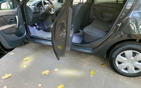 Renault Logan II, 2015 год, 750 000 рублей, 16 фотография