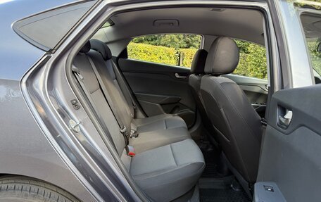 Hyundai Solaris II рестайлинг, 2021 год, 1 600 000 рублей, 21 фотография