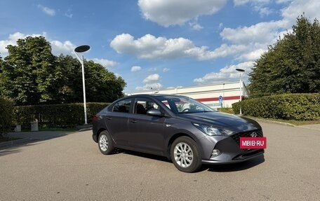 Hyundai Solaris II рестайлинг, 2021 год, 1 600 000 рублей, 7 фотография