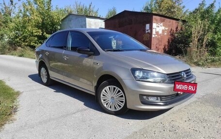 Volkswagen Polo VI (EU Market), 2017 год, 1 045 000 рублей, 2 фотография
