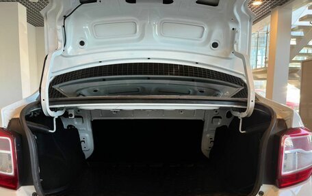 Renault Logan II, 2020 год, 965 000 рублей, 18 фотография