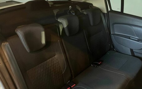 Renault Logan II, 2020 год, 965 000 рублей, 34 фотография