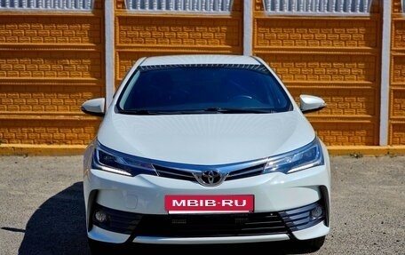 Toyota Corolla, 2018 год, 1 670 000 рублей, 3 фотография