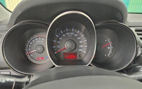 KIA Rio III рестайлинг, 2012 год, 800 000 рублей, 13 фотография