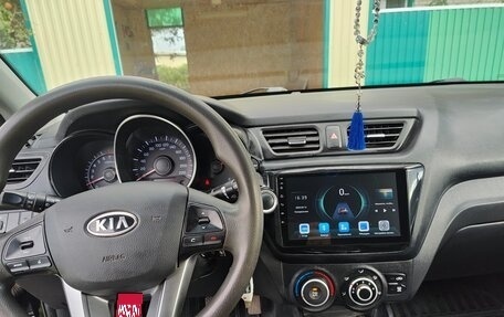 KIA Rio III рестайлинг, 2012 год, 800 000 рублей, 16 фотография