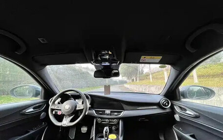 Alfa Romeo Giulia II, 2022 год, 7 777 369 рублей, 8 фотография