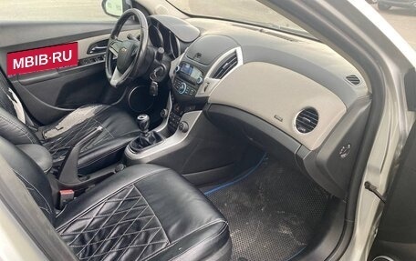 Chevrolet Cruze II, 2014 год, 740 000 рублей, 11 фотография
