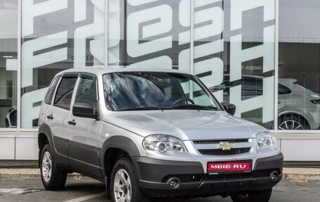 Chevrolet Niva I рестайлинг, 2020 год, 750 000 рублей, 1 фотография