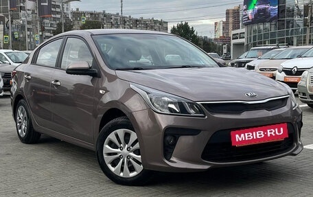 KIA Rio IV, 2019 год, 1 450 000 рублей, 2 фотография