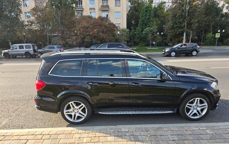 Mercedes-Benz GL-Класс, 2014 год, 4 000 000 рублей, 3 фотография